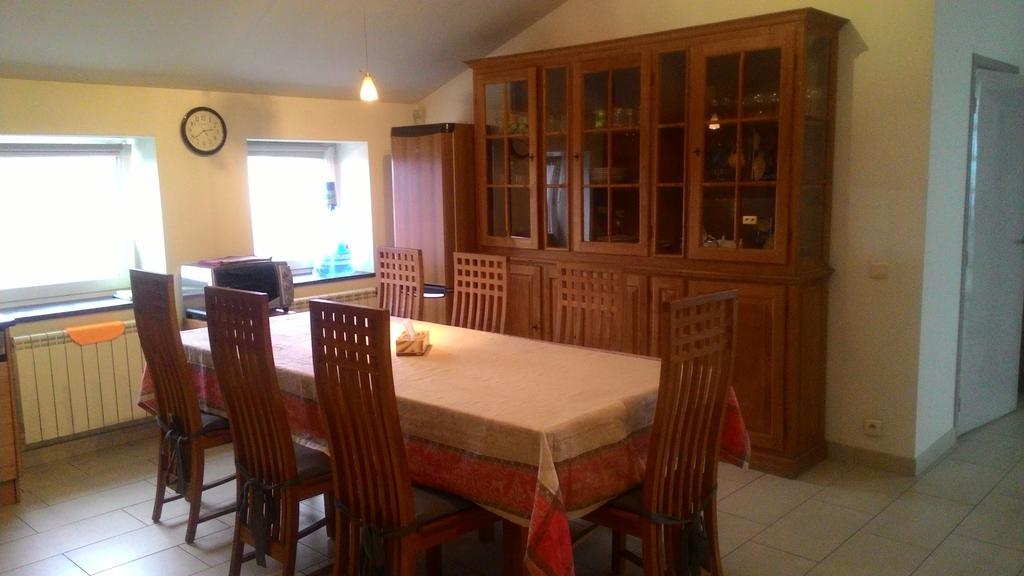 Mansard Apartment Antonovicha 4 Киев Екстериор снимка
